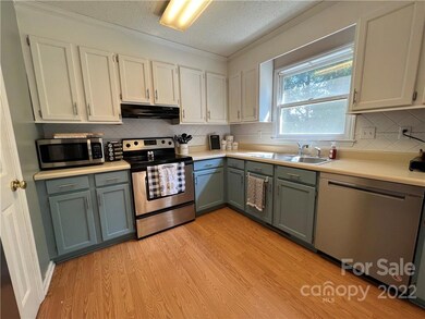 282 River Run Rd, Statesville, NC 28625 - photo 6