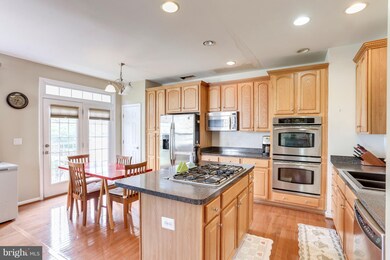 2815 Wakewater Way, Woodbridge, VA 22191 - photo 5