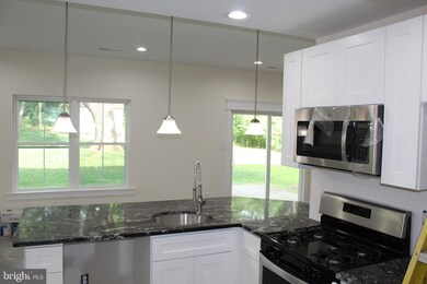 217 Church St, North Wales, PA 19454 - photo 2