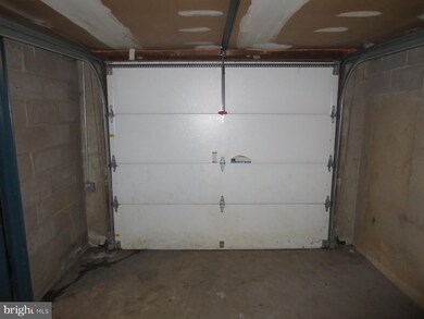 1310 Rainer Rd, Brookhaven, PA 19015 - photo 7