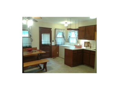Large eat-in kitchen with convenient laundry hook-
