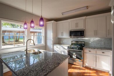 702 W Bridge St, Weatherford, TX 76086 - photo 7