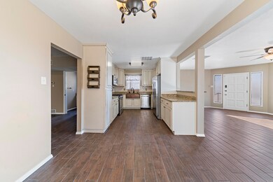 2421 San Diego Ave, El Paso, TX 79930 - photo 7