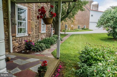 446 Stony Run Rd, Spring City, PA 19475 - photo 5