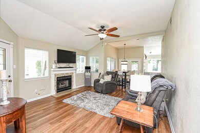 8650 Laurel Trails Dr, Houston, TX 77095 - photo 3