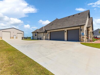 128 Stanford Ln, Springtown, TX 76082 - photo 4