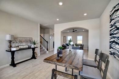 256 Eagleville Dr, Alvin, TX 77511 - photo 4