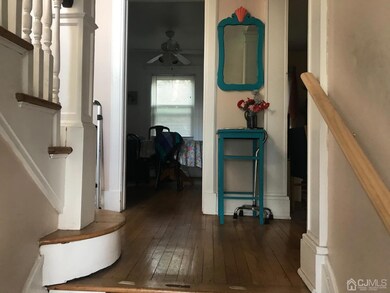 Foyer/entrance