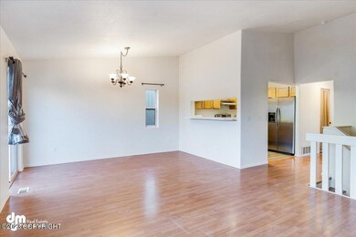 06-Living Room_ELI08907-Edit