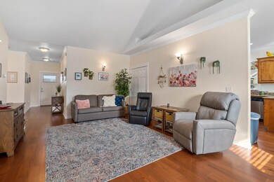 725SWKinsingtonCt-009