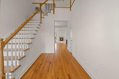 153 Fieldstone Dr, Schenectady, NY 12304 - photo 3