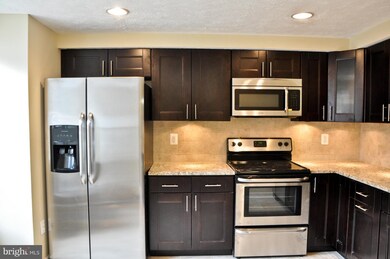 13919 Carthage Cir, Burtonsville, MD 20866 - photo 3