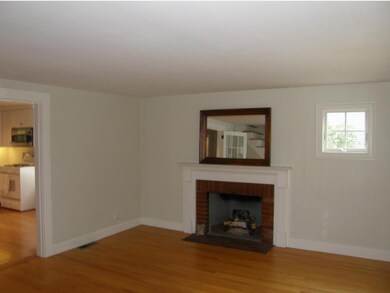 90 Hills Ferry Rd, Nashua, NH 03064 - photo 6