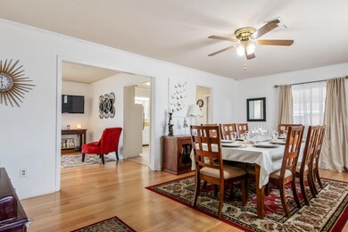 221 Charles -4