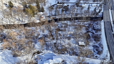 8086 Dussett Ln, Lima, NY 14485 - photo 2