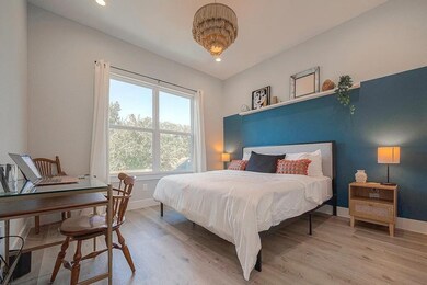 2105 Sam Wilson St unit E, Houston, TX 77020 - photo 3