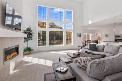 W339S271 Foxtail Ct, Delafield, WI 53018 - photo 5