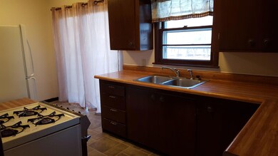 407Kitchen (1)