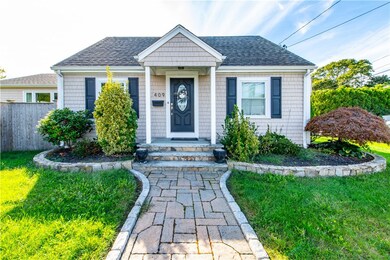 409 Metacom Ave, Bristol, RI 02809 - photo 2