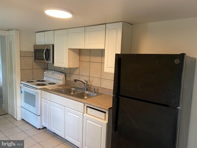 725 W Broad St unit 1, Quakertown, PA 18951 - photo 4