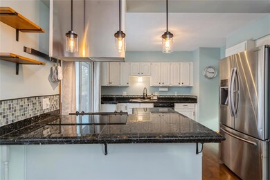 6641 Holcomb Ave, Des Moines, IA 50322 - photo 6