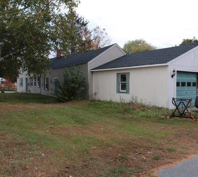 8 E Oxford Rd, Minot, ME 04258 - photo 2