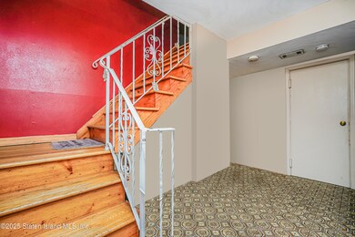 38 Case Ave, Staten Island, NY 10309 - photo 4