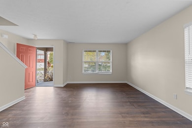 6365 W Oxford Ln, Mc Cordsville, IN 46055 - photo 3