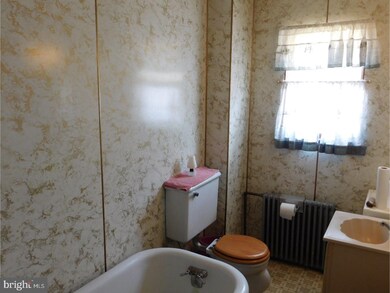 34 W High St, Coaldale, PA 18218 - photo 7