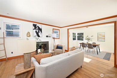 3911 88th Ave SE, Mercer Island, WA 98040 - photo 3