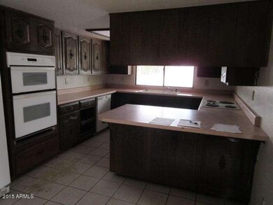 023-356440 Kitchen a