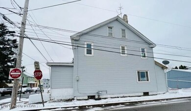 680 Hayes St, Hazleton, PA 18201 - photo 2