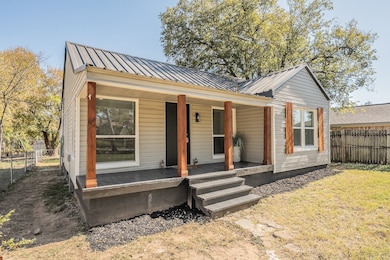 213 S Line St, Weatherford, TX 76086 - photo 2