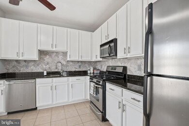 1519 N Point Dr unit 304, Reston, VA 20194 - photo 7
