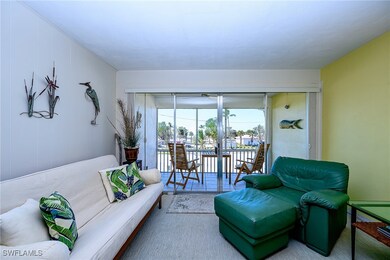 1550 Gulf Shore Blvd N unit W4, Naples, FL 34102 - photo 4