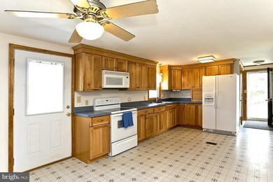 1128 Salem Church Rd, Stephens City, VA 22655 - photo 7