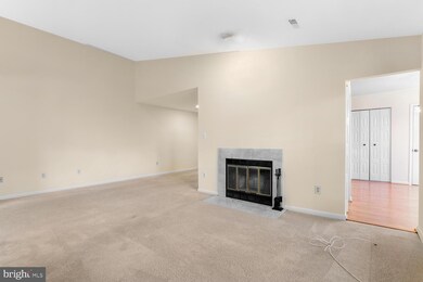 18050 Rolling Meadow Way, Olney, MD 20832 - photo 6