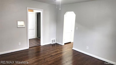 13680 Agnes St, Southgate, MI 48195 - photo 6