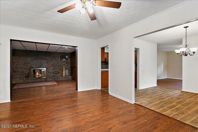 1436 Danbury Rd, Jacksonville, FL 32205 - photo 6