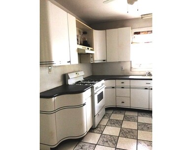 534 S Union St, Lawrence, MA 01843 - photo 3