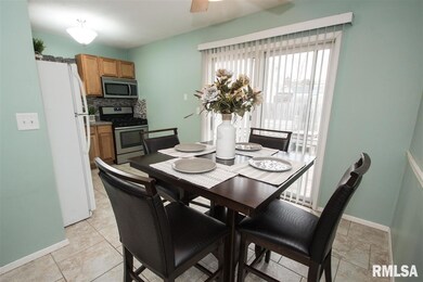 642 Northbrook Dr, Davenport, IA 52806 - photo 6