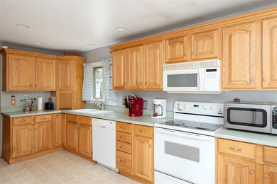 156 Exeter Rd unit U5/17, Newmarket, NH 03857 - photo 5