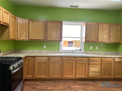 3820 Drexel Dr, Toledo, OH 43612 - photo 5