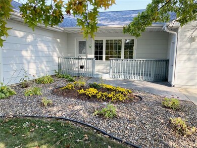 4284 E 5th St S, Newton, IA 50208 - photo 3