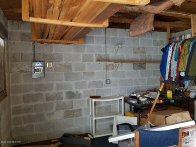 Concrete Block Workshop/Out Bldg