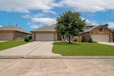 106 Piney Pathway, Magnolia, TX 77354 - photo 2