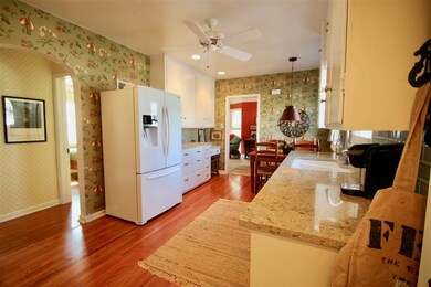 1710 Rainbow Dr, Cedar Falls, IA 50613 - photo 4