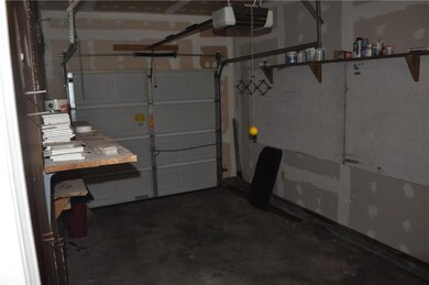 915 Jefferson Place, Shawnee, OK 74801 - photo 5