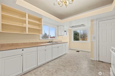 4315 S Yakima Ave, Tacoma, WA 98418 - photo 7