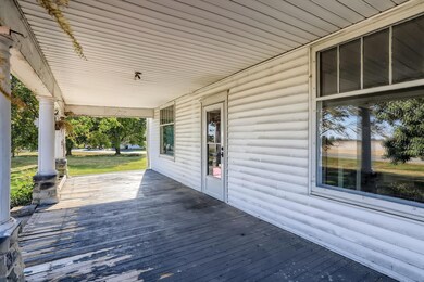 05 Front Porch